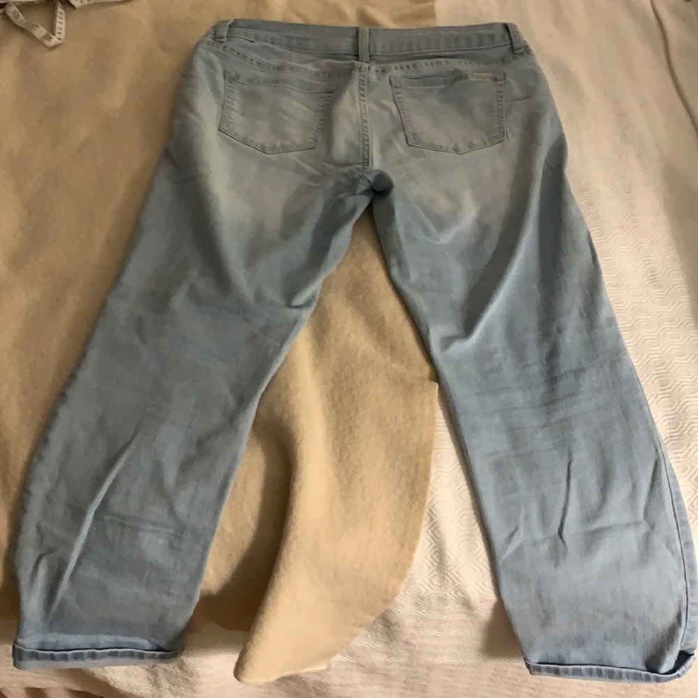 JLo Jean Capris - Picture 12 of 13